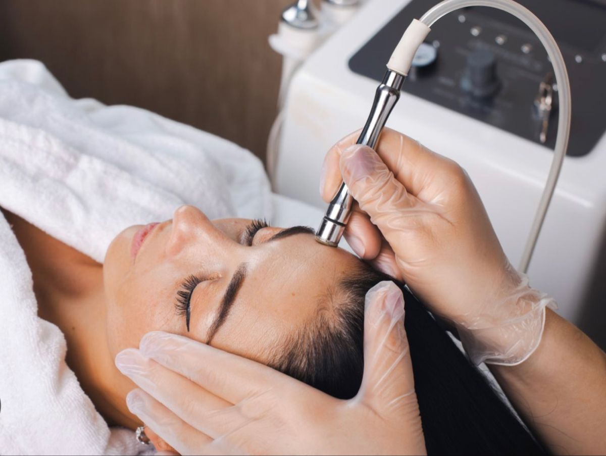 Microdermabrasion: Apakah Aman untuk Semua Jenis Kulit?