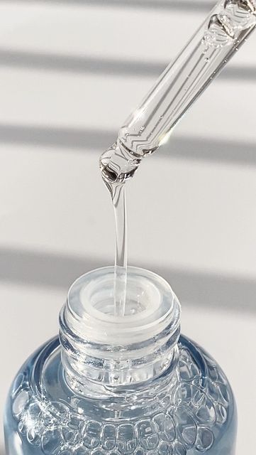 Kenapa Hyaluronic Acid Jadi Kandungan Favorit Skincare?