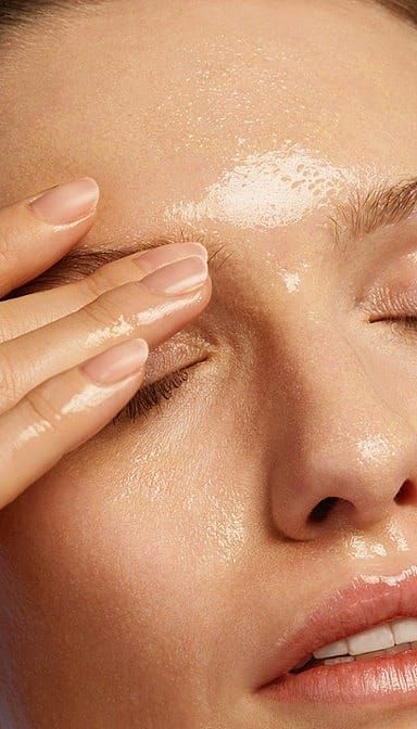 Cleansing Oil: Rahasia Wajah Bersih dan Bebas Komedo!